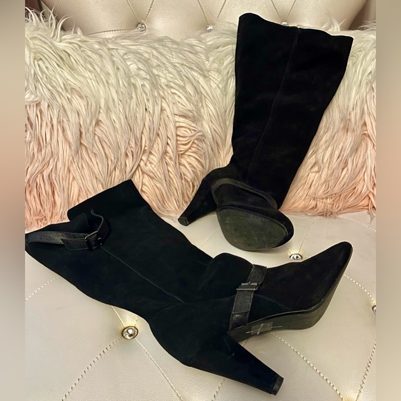 Colin Stuart Black Suede Buckle Cone Heel Boots Size 11B - Picture 3 of 16